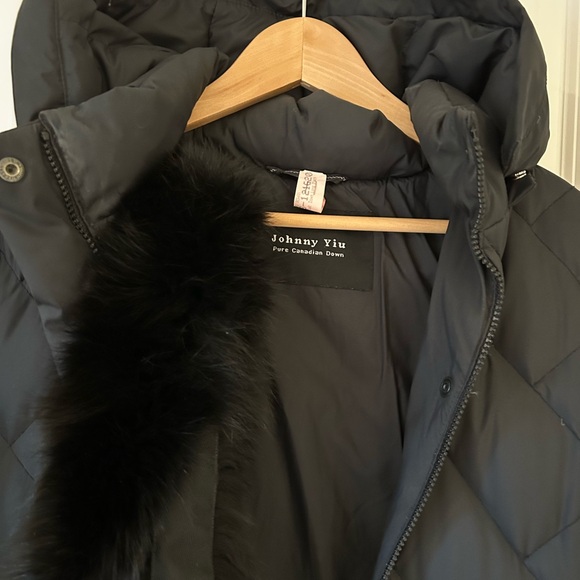 Women’s luxury brand, long down coat - Picture 4 of 7